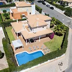 Villa Tulipa By Algarve Holidays *